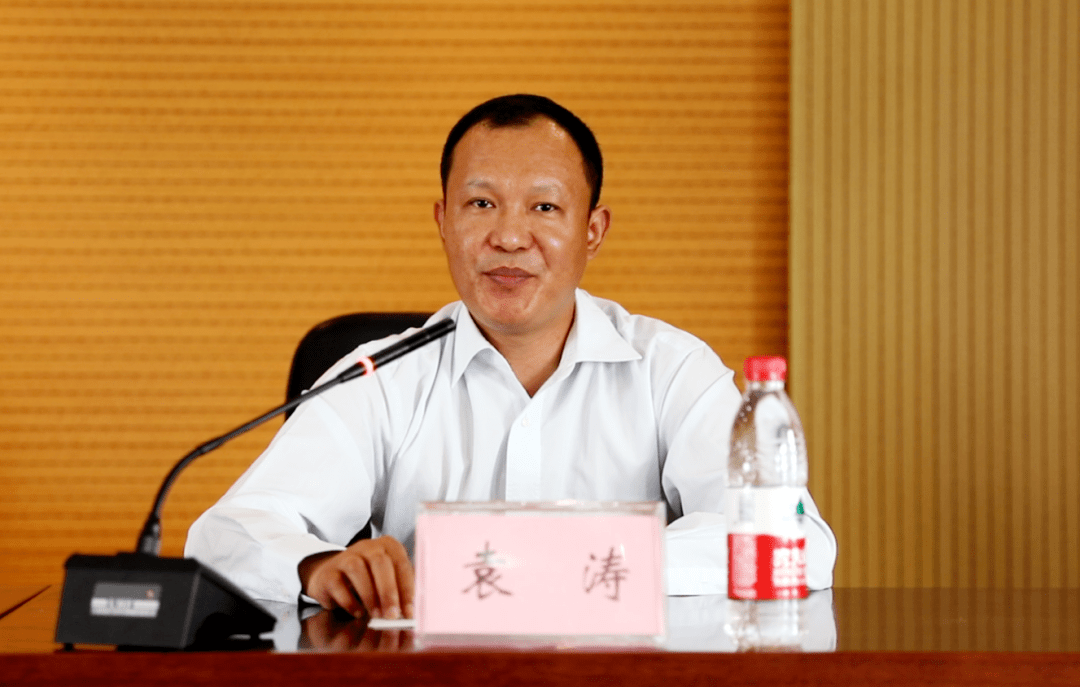 天门日报社党委委员,副社长袁涛天门日报社高度重视服务企业用工,促进