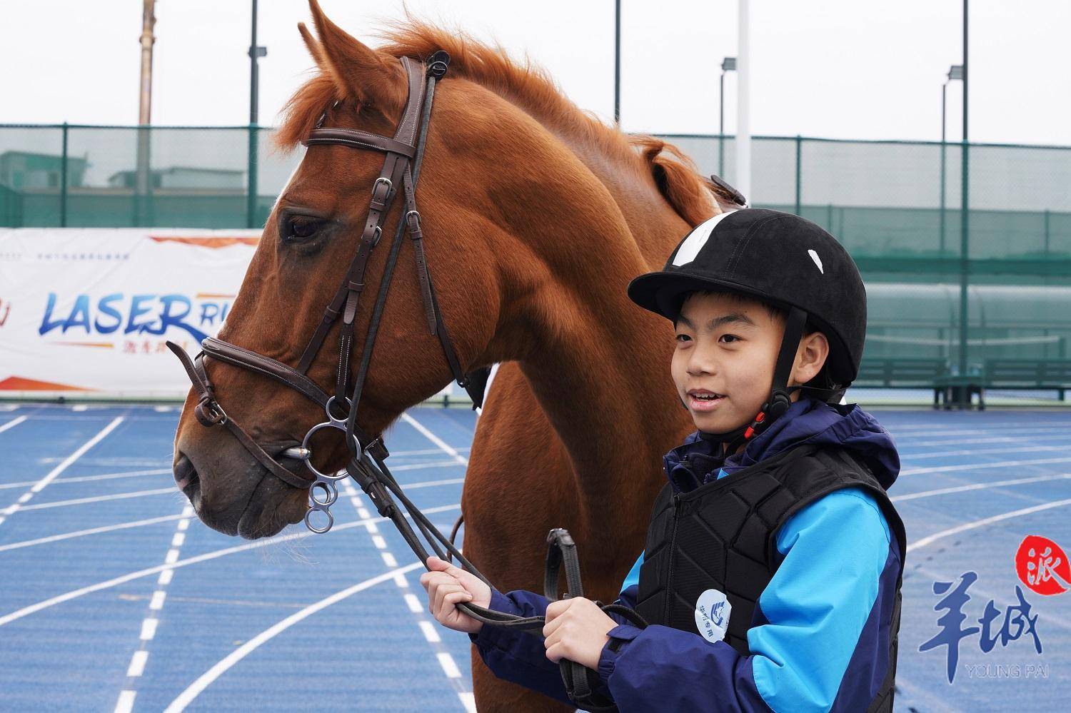 不一样的体育课丨"骑"乐无穷,我在操场骑大马_马术_广州_教育