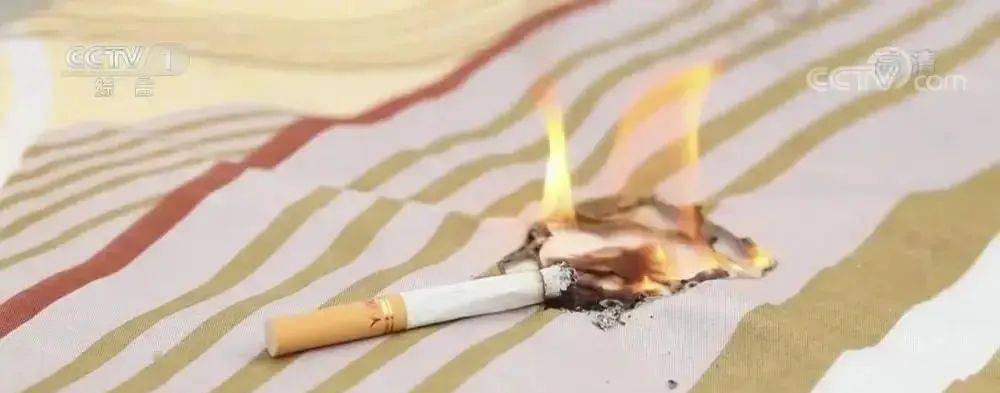 烟头引起棉絮,木棉着火需3～7分钟远高于木材,纸张等常见物的燃点!