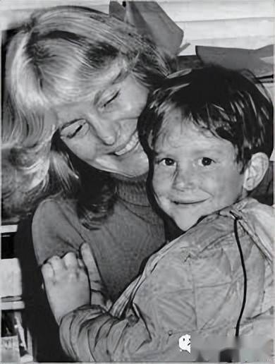 美国幼童被囚禁性侵7年,勇逃魔窟下场太凄惨_欧文_肯尼斯·帕内尔_斯