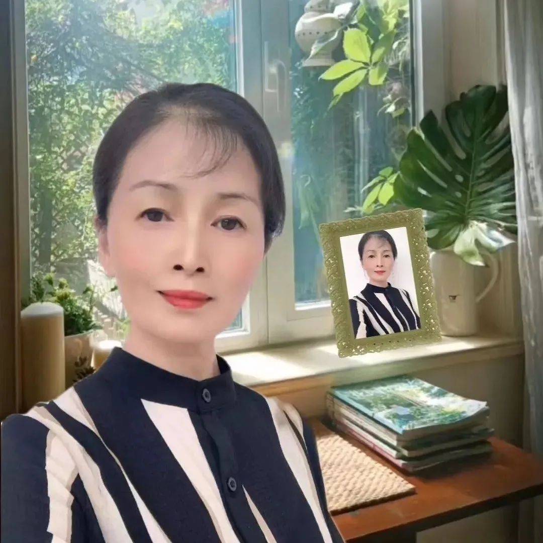 湖北省中华诗词学会楚凤诗社“双推成果”之诗人黄红梅_风中_西江_枝头