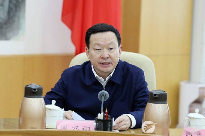 山东省举行庆祝五一国际劳动节座谈会