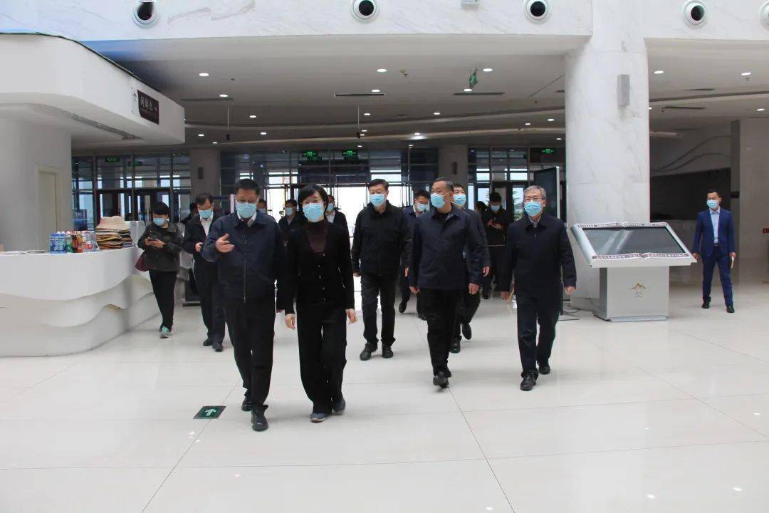 副市长赵燕到崂山区督导检查五一假日文化旅游市场安全秩序工作
