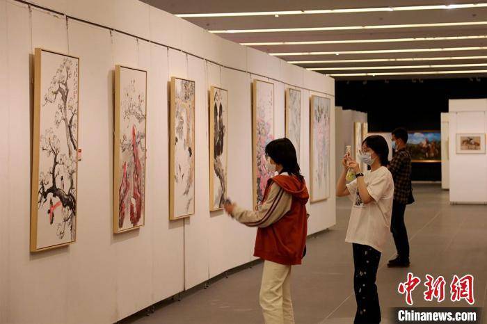 童心逐梦书画艺术展在天津开展 七省市300件作品集中亮相