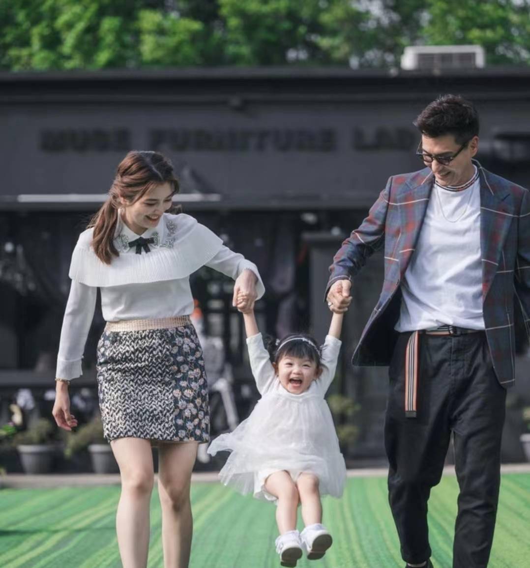 tvb女星被传与公司即将完约离巢,自曝目前已有新计划_单文柔_东西