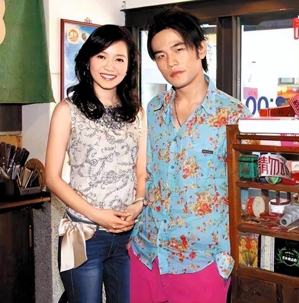 从不跟人吵架,结婚前完璧之身,家有女儿可以看看侯佩岑的成长_林月如