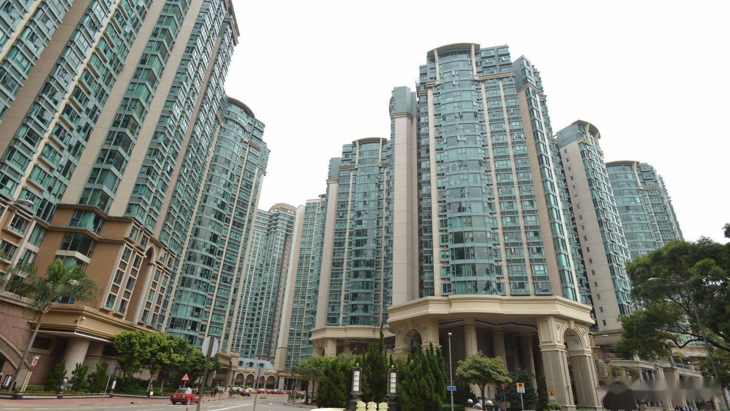 突击查香港海逸豪园五座居民检测报告11人违强检令