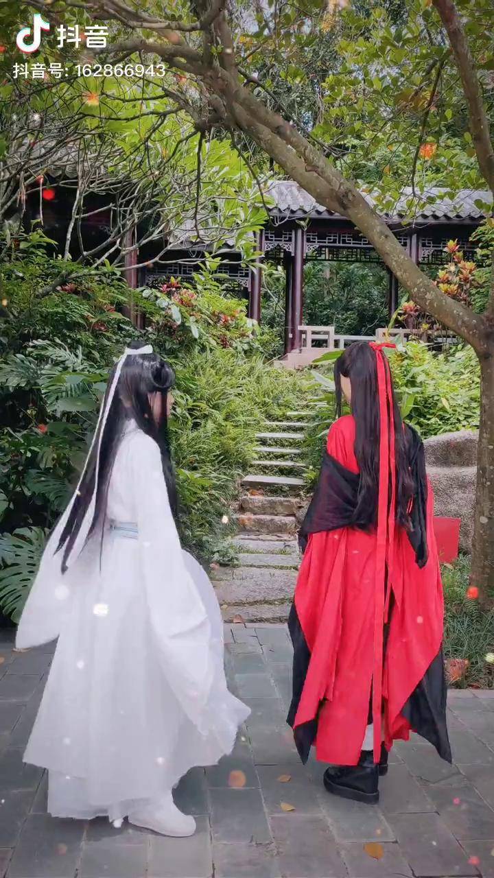 一对一你也毫无胜算天官赐福花城谢怜cos