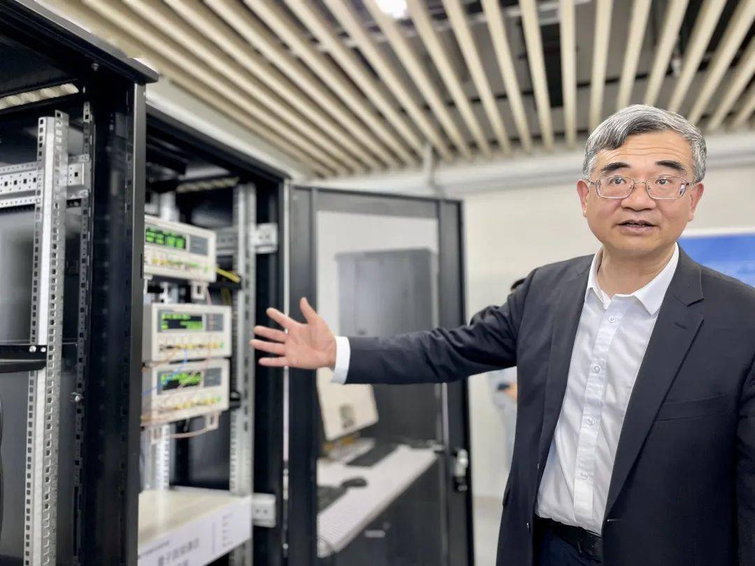 近日,北京量子信息科学研究院,清华大学龙桂鲁教授团队和陆建华教授