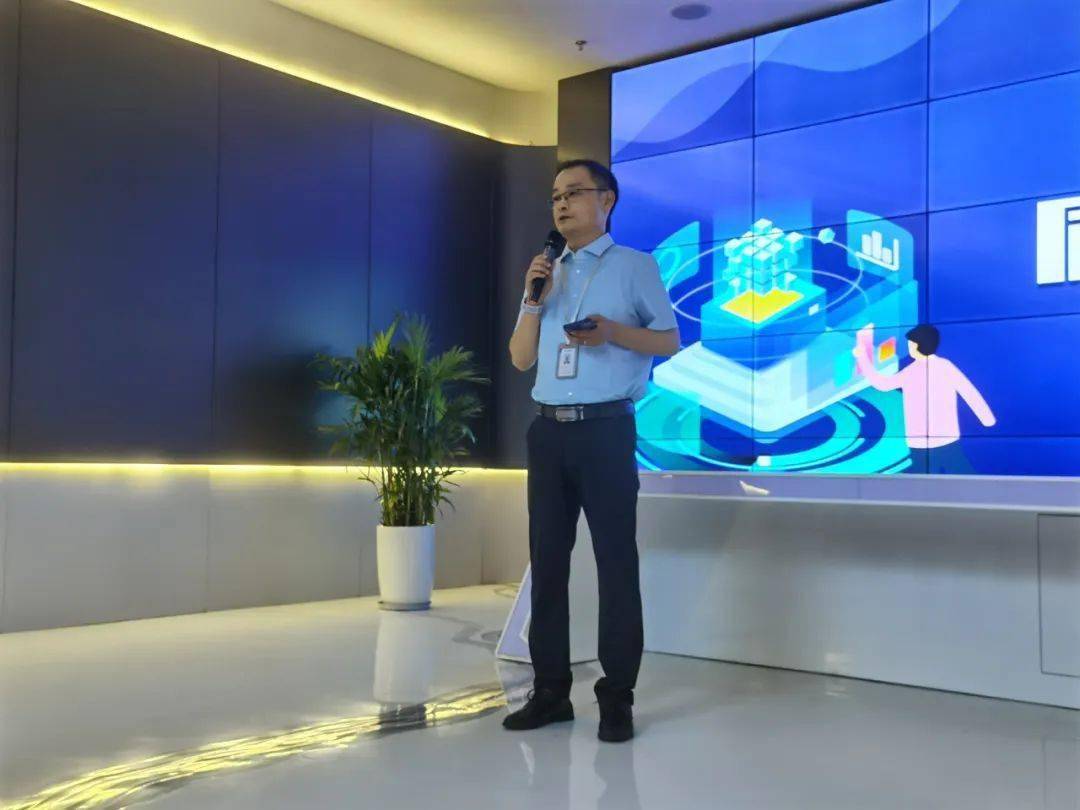 同学分享孟凡光斜杠青年