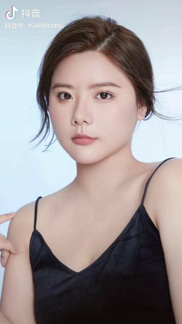 145斤的写真你们打几分微胖女生写真