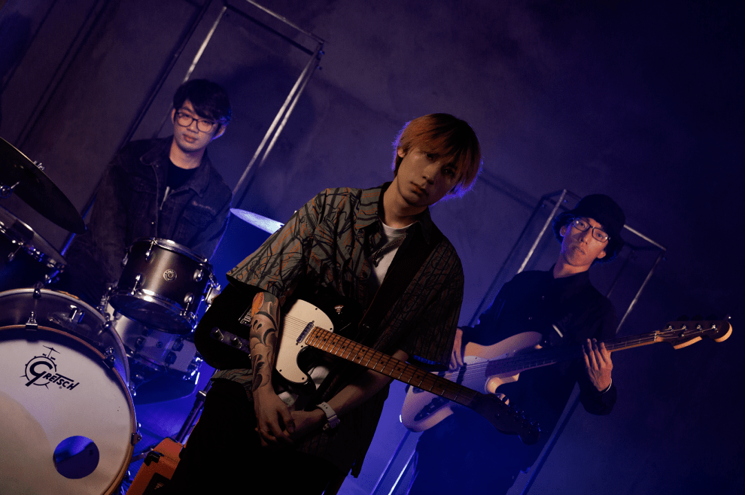 双面镜成为潜入白昼的流星平话专访