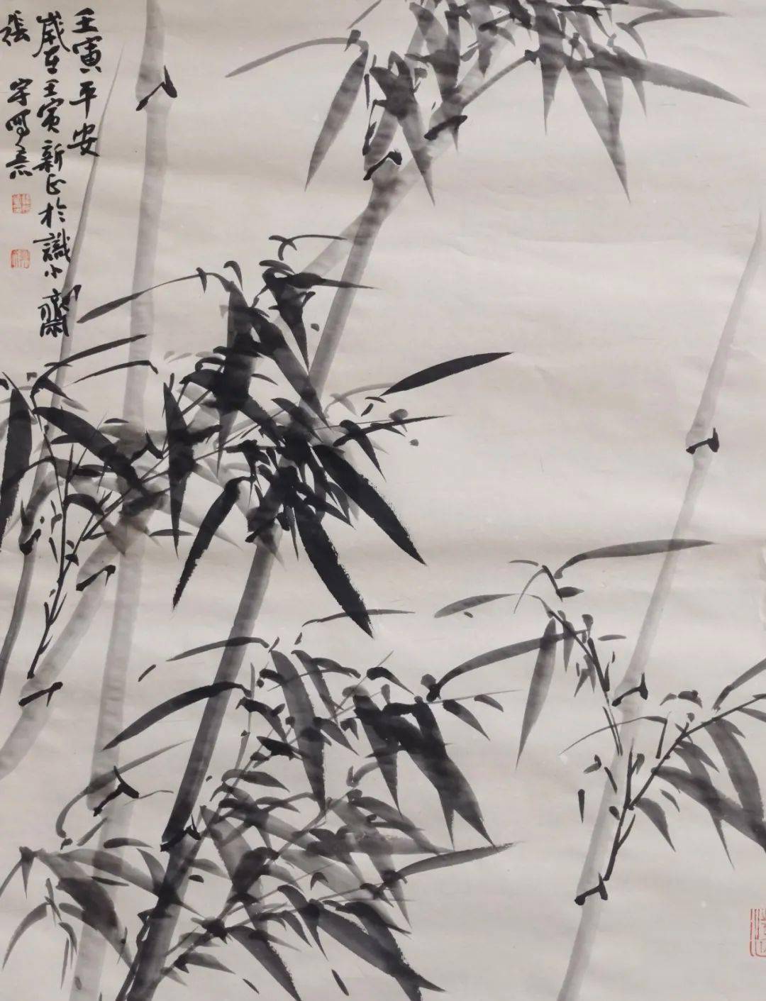 《高山流云》 中国画 王炳辰《一路花开》 中国画 邵兰芝《多福吉祥》
