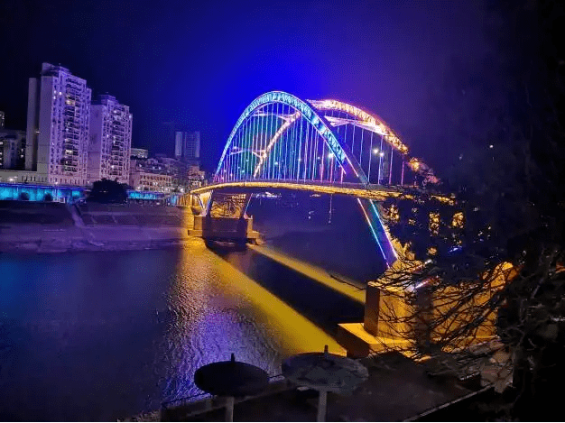 梧州高旺大桥夜景图片