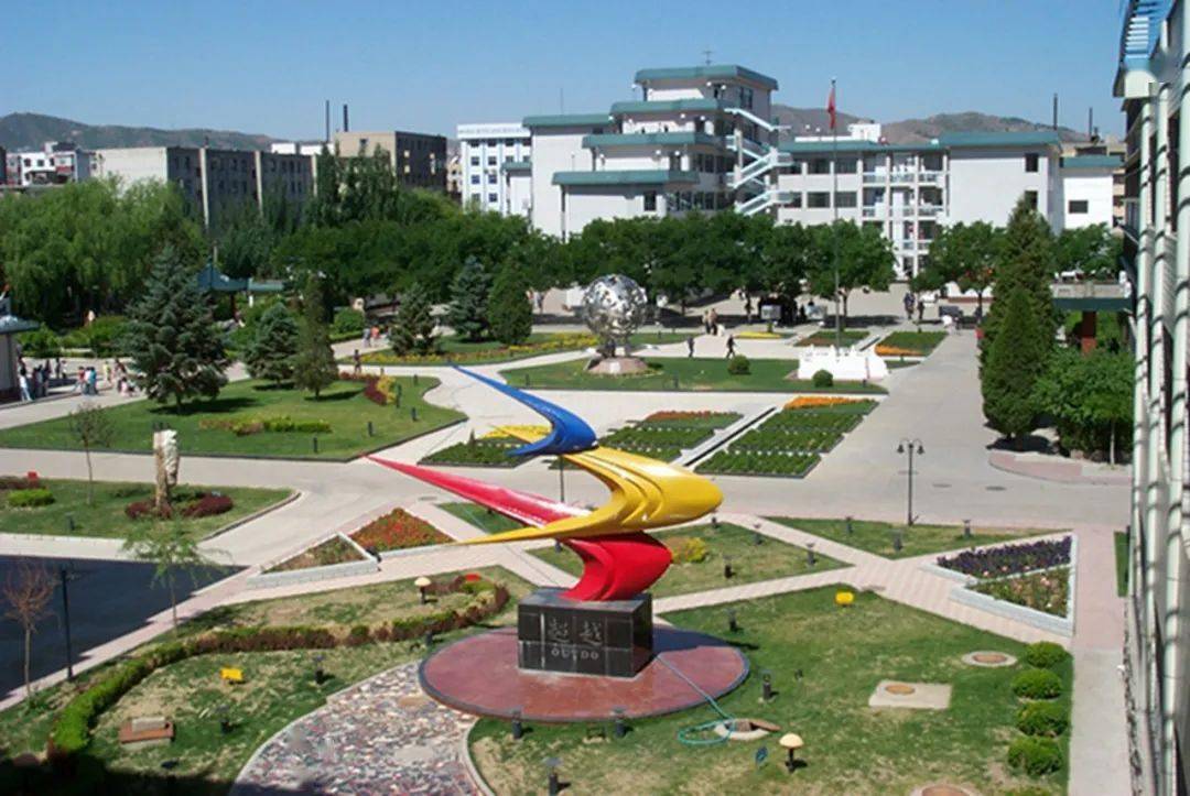 张家口市第一中学风好正是扬帆时百年名校