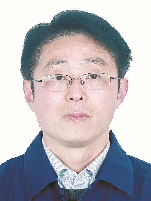 孟繁胜(推荐单位:襄阳市纪委监委)她被誉为纪检监察岗位上的"铁娘子"