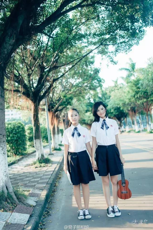 来源:莫月棉光中学棉光校服十分好看,而且不容易
