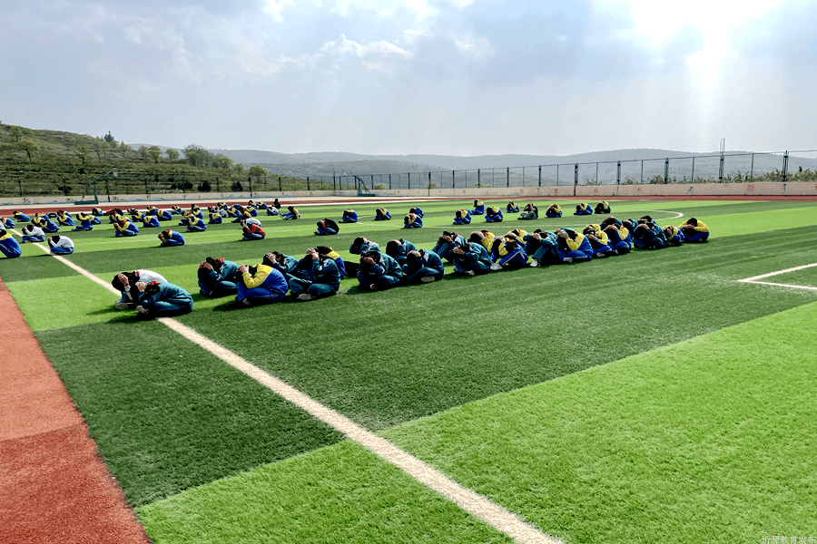 形式多样沂源二中,历山中学,实验小学,第二实验小学,第二