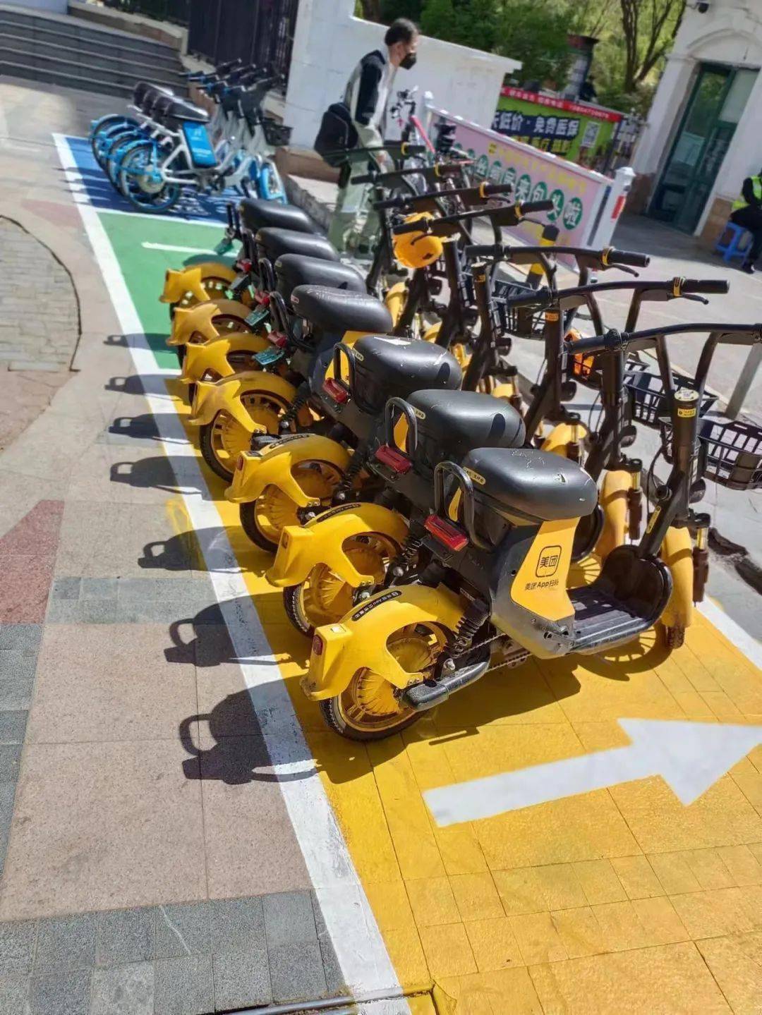 1116个彩色停车位亮相包头!