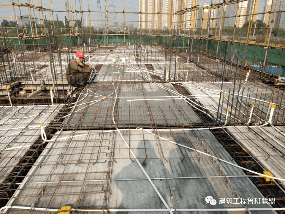 叠合板如何施工?工艺流程及控制要点总结!_模板_胶条_钢筋