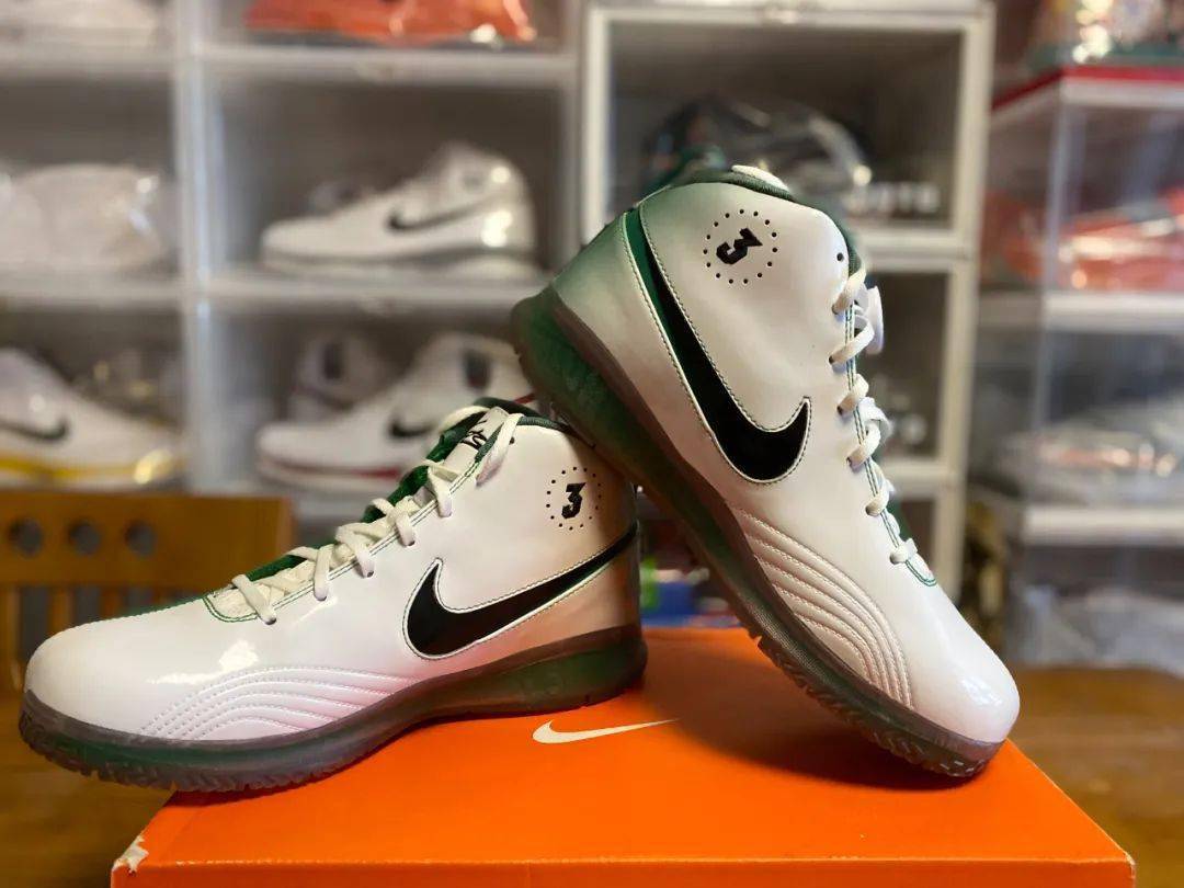 网友分享极少见的kd1收藏还有球星亲签