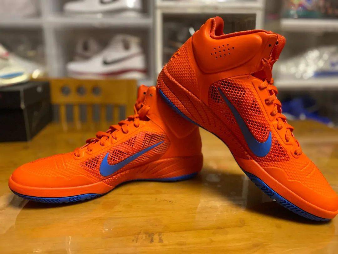 网友分享极少见的kd1收藏还有球星亲签