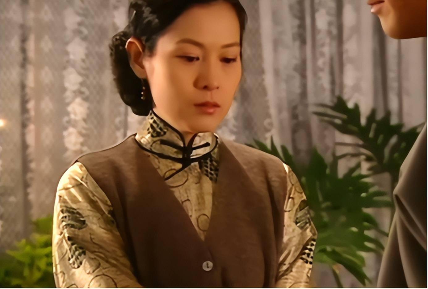 《人间四月天》包办婚姻的悲剧张幼仪100年前,年轻人吵着闹着要婚恋