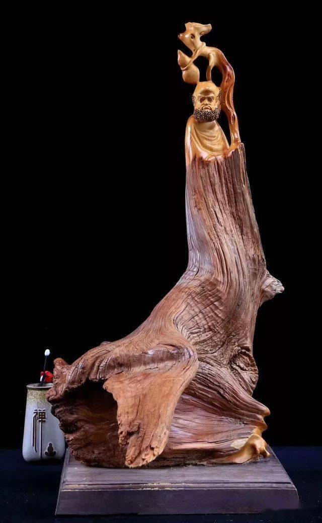 挑选崖柏木雕的小方法看完就学会了