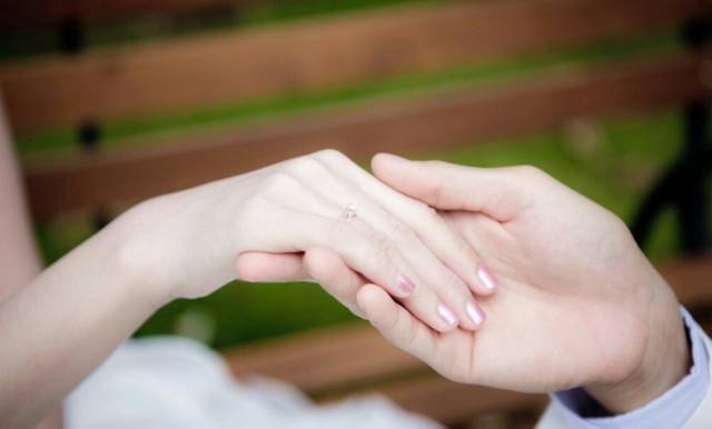 左手和右手(感人)