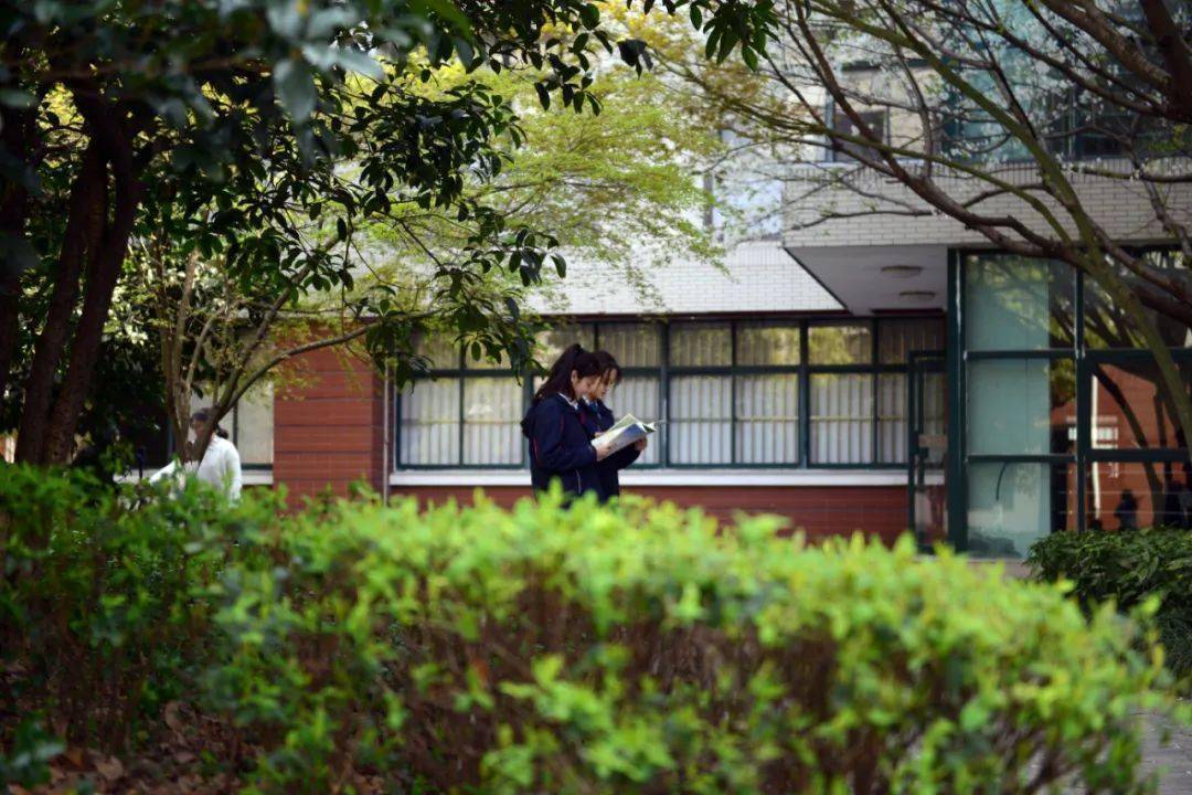 无锡高中升学指导意见_太湖高中智慧化探索_无锡太湖高级中学