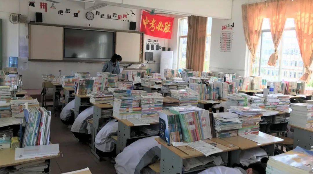 上思县实验中学开展防震减灾演练_应急_黄思_教育