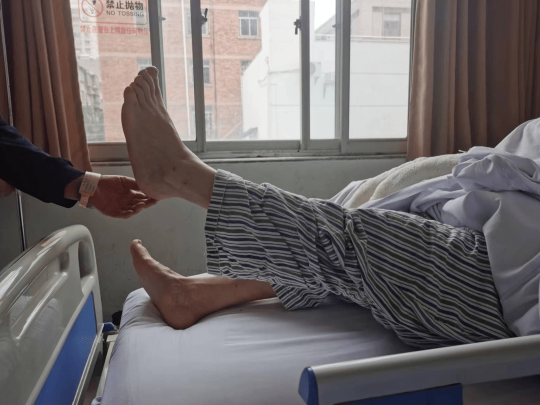 双下肢麻木无力,小心是椎管内肿瘤!_脊髓_周大爷_手术