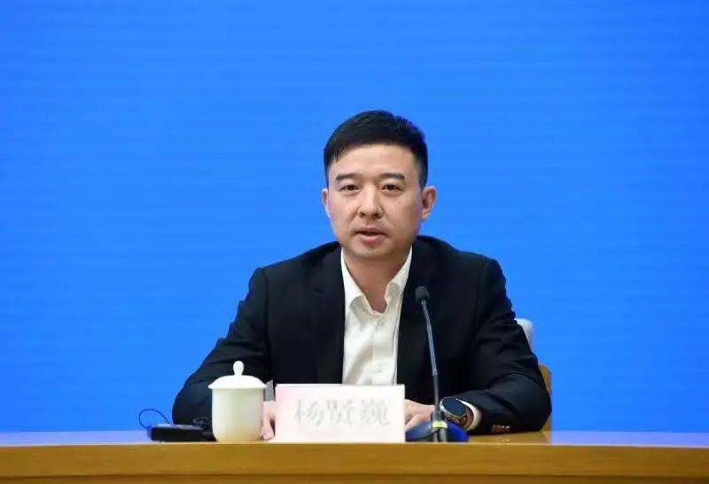 天台县政府副县长杨贤巍分享了疫情过后天台旅游提振市场举措