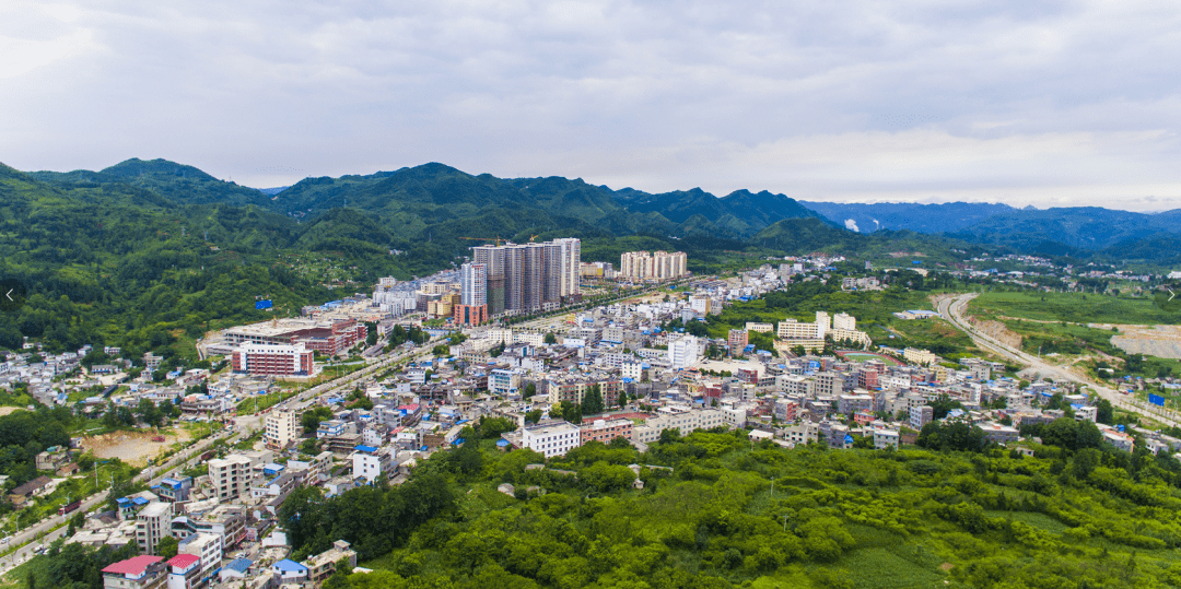 盘州发布走进鸡场坪镇新时代文明实践中心