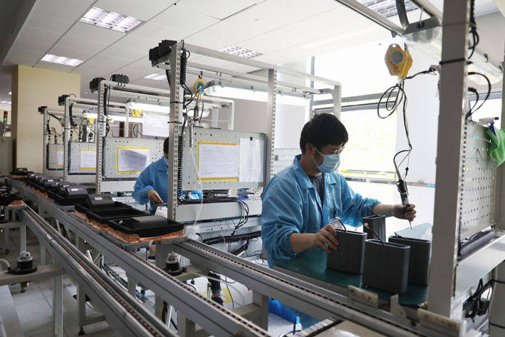 上海复工复产有序推进：接回员工、疏通物流 重点企业带动打通产业链_航班_航空_公司