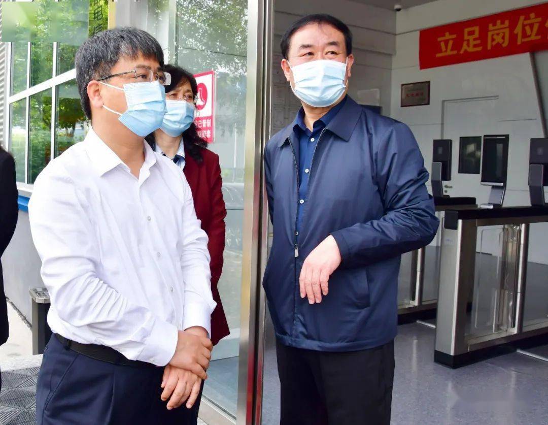 山西省审计厅副厅长焦斌龙一行来忻州经济开发区半导体产业园调研指导