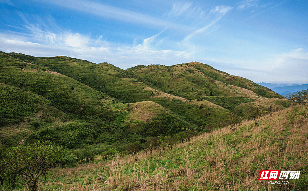 罗霄山脉主峰图片