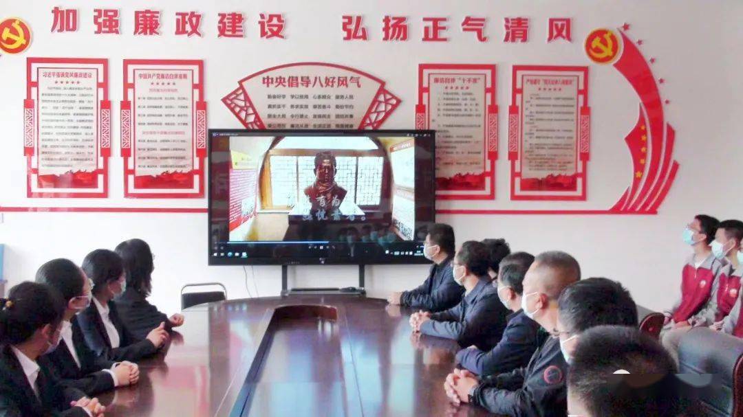 继承革命传统争做时代新人偏关中学缅怀先烈重温党史爱国教育活动