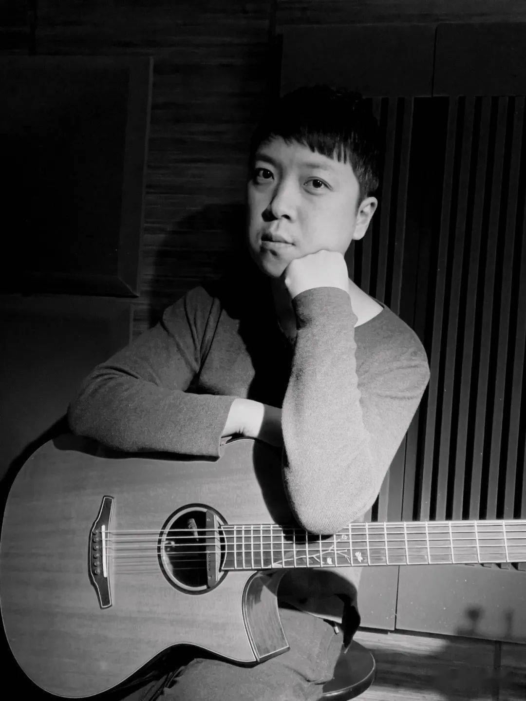 中国风指弹吉他演奏家杨昊昆的指弹古城_专辑_个人_录音