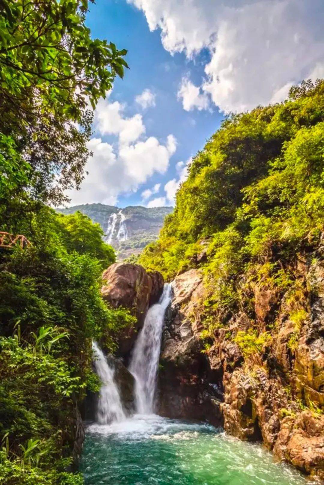 白水寨风景名胜区拥有原始森林,浅滩湿地,峡谷天池等广东罕见自然生态