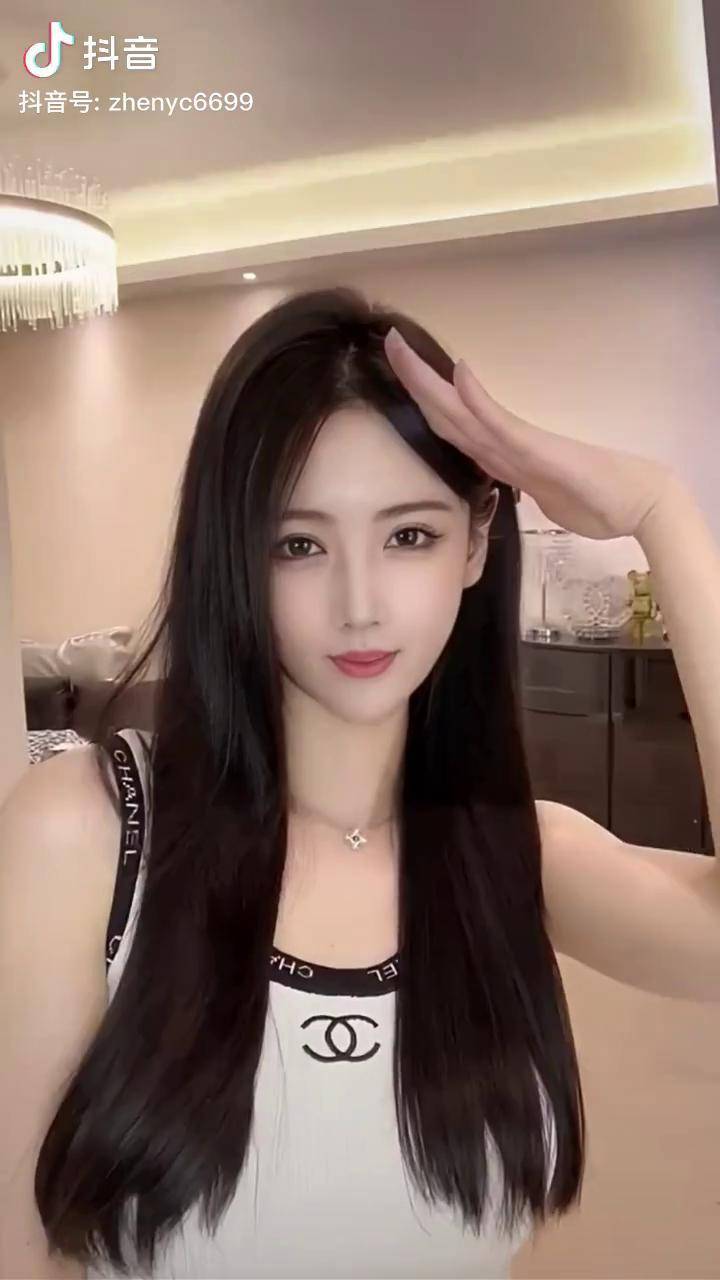 我们不说永远 只说珍惜 好看的小姐姐 气质女神 抖音热门视频_女神