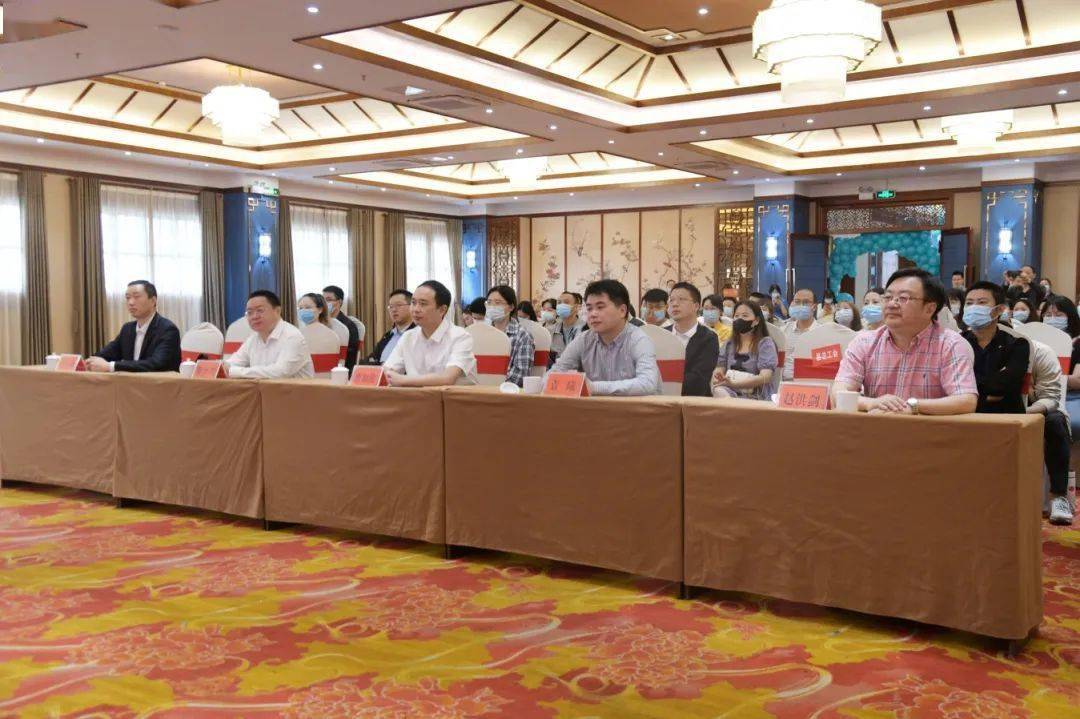 县委常委,组织部部长曹加伦,共青团广元市委副书记袁曦出席启动仪式.