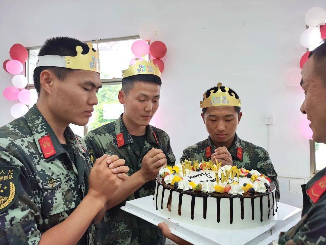 这场集体生日暖心