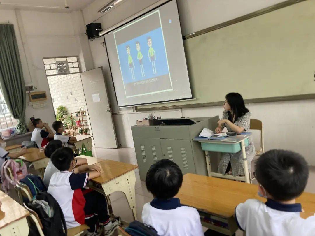 包含男女青春期生殖生理特点哪个早的词条-第2张图片-鲸幼网