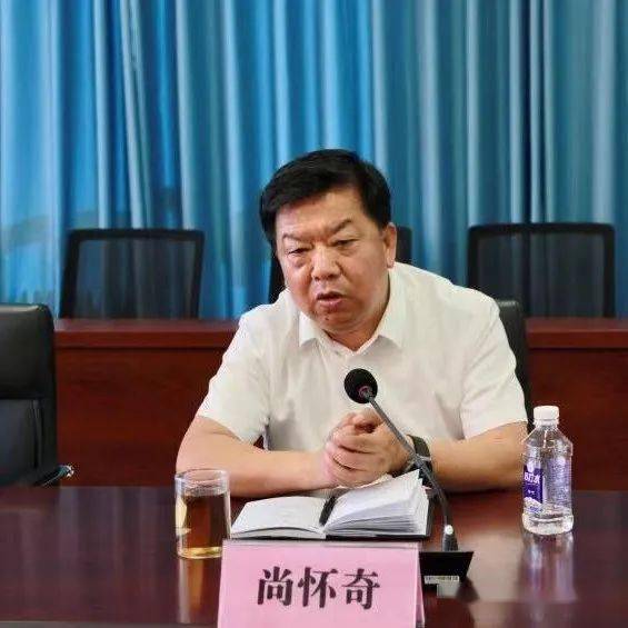 关注长武县中学与咸阳渭城中学建立友好协作学校