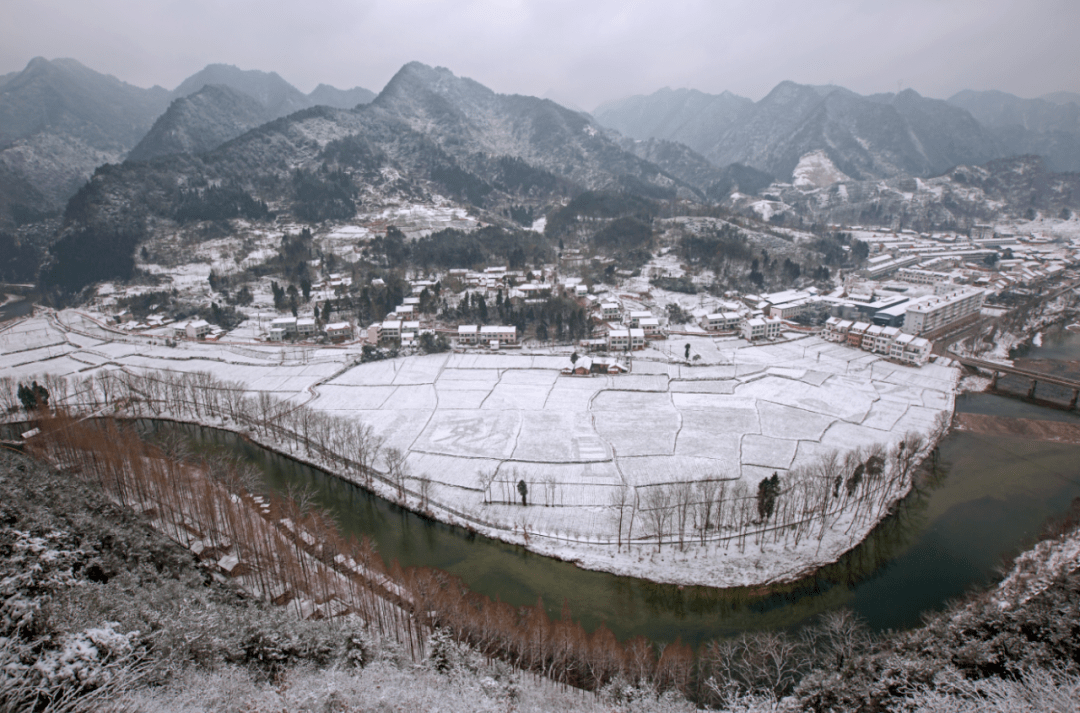 勉县龙湾景区第六届迎端午,划竹筏比赛火热来袭!_旅游_元墩镇_图片