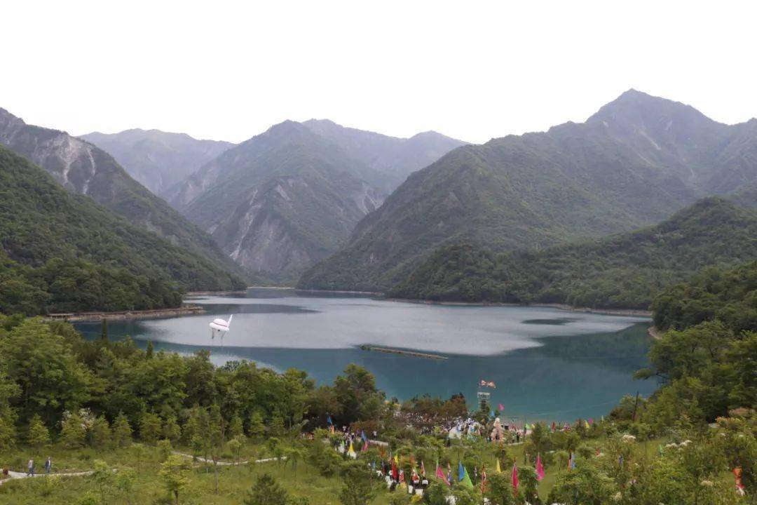 隴南風光 | 南風輕撫天池美_文縣_湖水_夏季如