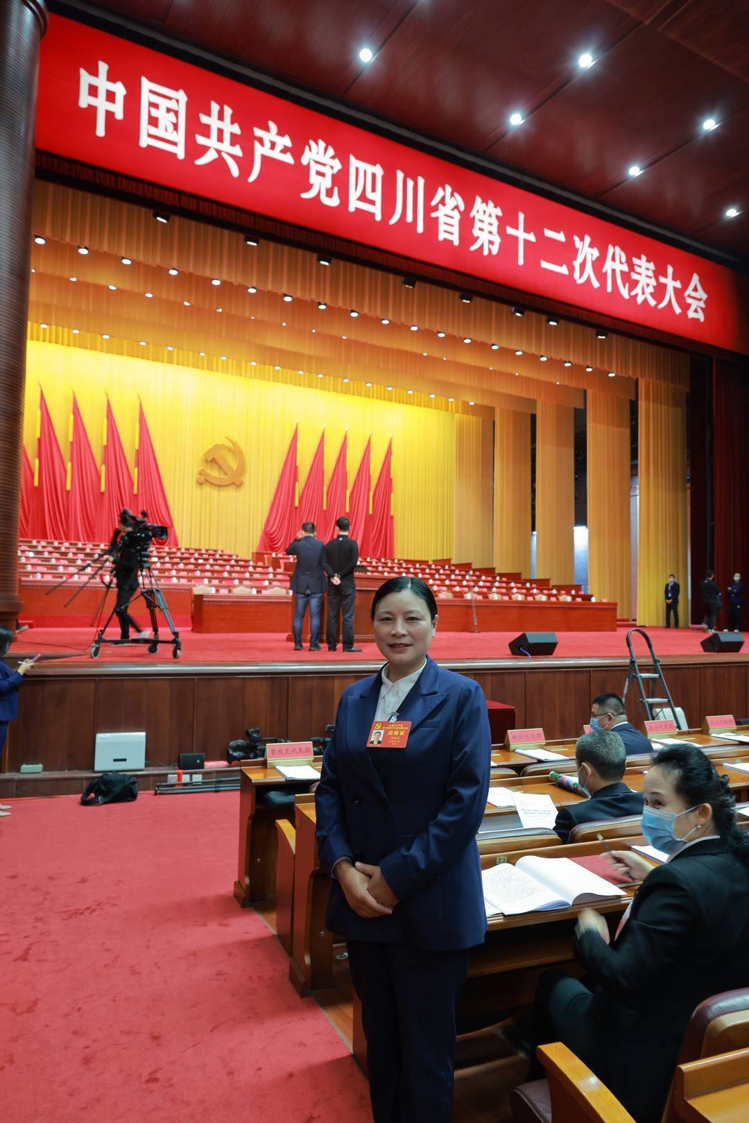 成都温江寿安镇岷江村党委书记陶勋花生态环境创建好了老百姓就能在家