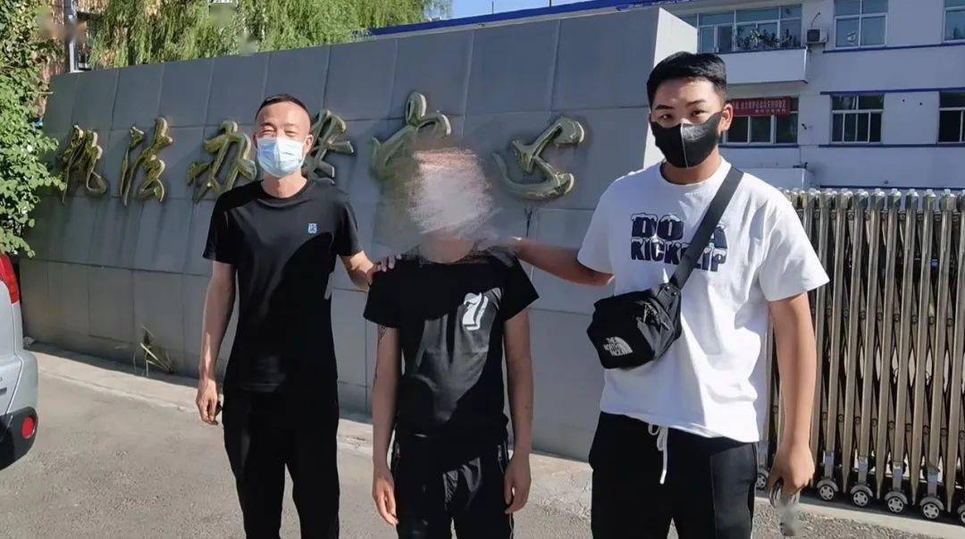 宣化公安2天查处四名吸毒人员_违法_进行_时许