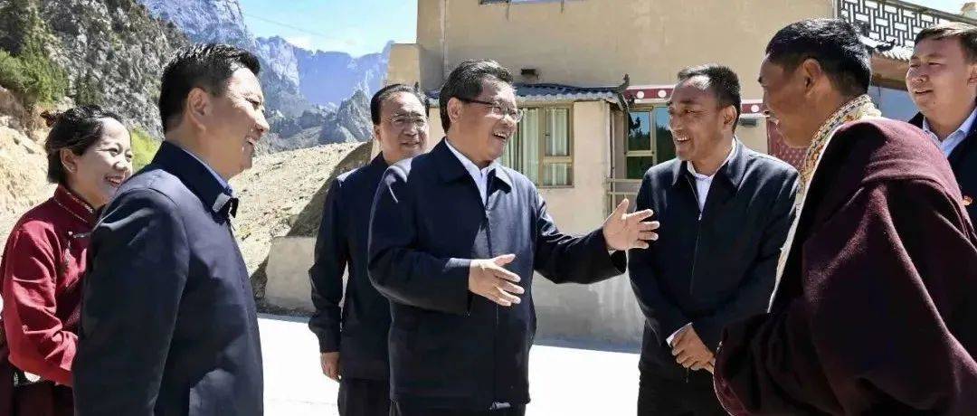 任振鹤在甘南州调研时强调坚定践行绿水青山就是金山银山理念 不断把生态优势转化为经济优势发展优势_甘肃_任振鹤_生态